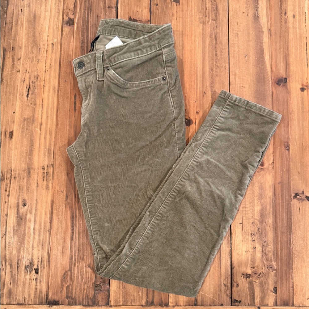 Patagonia | Olive Green Corduroy Skinny Pant | Size 29